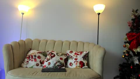   online show from December 2025 10:04:01 PM