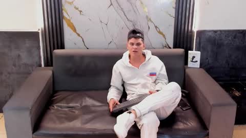 Snapshot of aroon_sexx21 chatting on May 2026 03:57:02 AM Aroon online show from May 2026 03:57:02 AM