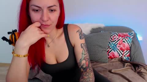 arri_ella online show from October 2025 01:13:02 AM