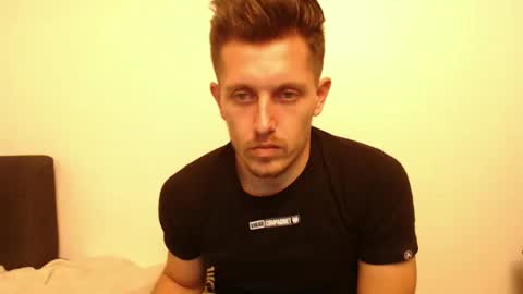 Snapshot of arromwilliam90 chatting on December 2024 06:28:02 PM arromwilliam90 online show from December 2024 06:28:02 PM