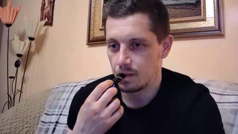 Snapshot of arromwilliam90 chatting on May 2026 06:14:01 PM arromwilliam90 online show from May 2026 06:14:01 PM