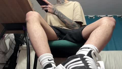   online show from December 2024 01:45:02 PM