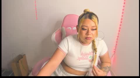 Val online show from February 2026 01:14:01 AM