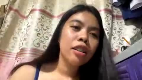 Layla online show from January 2026 01:48:02 PM