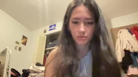 Snapshot of artnchill chatting on March 2025 08:34:01 AM Audrey online show from March 2025 08:34:01 AM