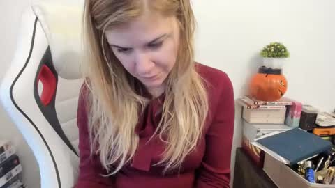 MIA online show from February 2025 01:32:01 PM