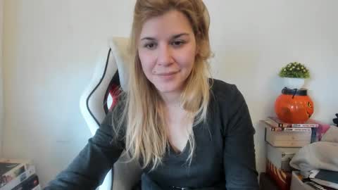 MIA online show from February 2025 01:17:02 PM