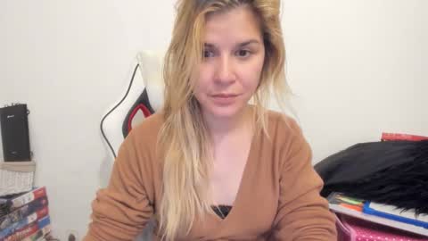 MIA online show from September 2025 06:30:01 PM