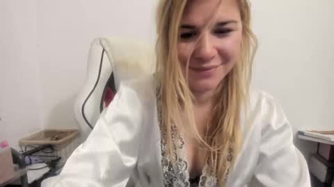 MIA online show from October 2025 05:40:01 AM