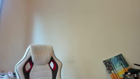 MIA online show from October 2025 08:58:02 AM