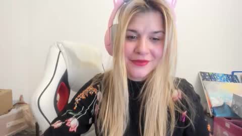 MIA online show from November 2025 11:51:02 PM