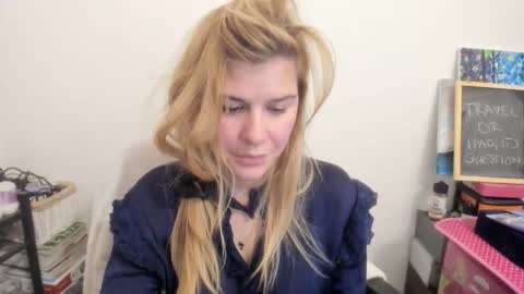 MIA online show from January 2026 11:17:01 PM