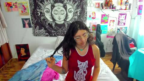 Isabella Cherry online show from April 2026 03:09:02 PM