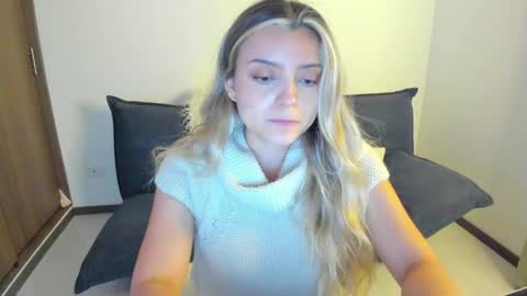 Snapshot of ary_cam230 chatting on May 2026 11:02:02 PM Zahaara online show from May 2026 11:02:02 PM