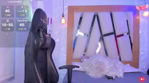 Ary Cooper online show from October 2025 12:34:02 PM