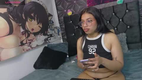 aryahmoonn online show from March 2026 04:50:01 AM