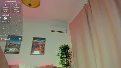 Arya online show from October 2025 09:04:01 PM