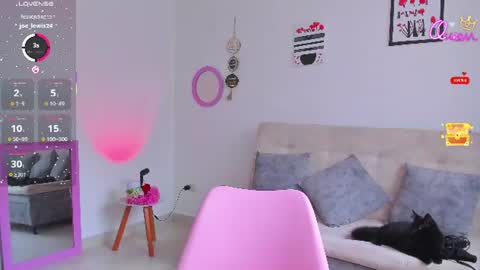 Snapshot of aryane_art_ chatting on June 2026 05:57:01 PM carol online show from June 2026 05:57:01 PM