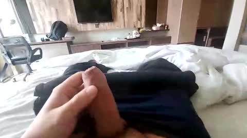 ash795179 online show from April 2026 05:51:02 AM