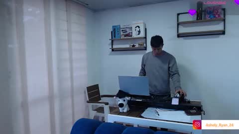 Ashley And Ryan  online show from January 2026 10:37:01 PM