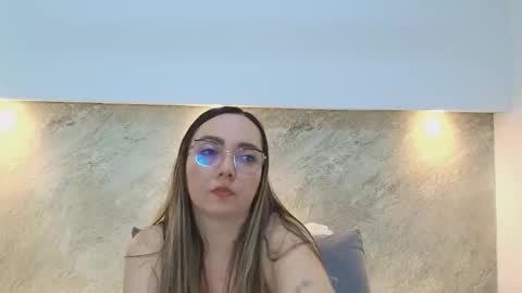 Asley Bennet online show from November 2025 04:45:02 AM