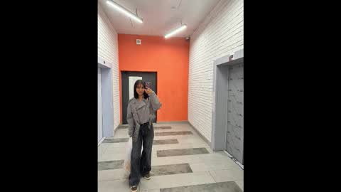 Snapshot of ashleebaxa chatting on October 2025 04:11:01 PM Astrid online show from October 2025 04:11:01 PM