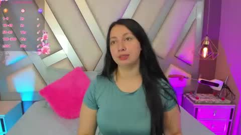 Snapshot of ashleey_bell_ chatting on June 2026 01:03:02 PM Ashley online show from June 2026 01:03:02 PM