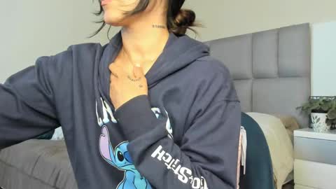 Snapshot of ashley_120 chatting on December 2024 10:37:01 PM Carolina online show from December 2024 10:37:01 PM