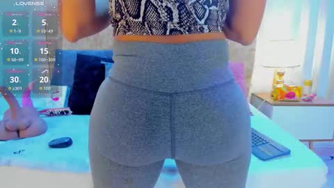 ashley online show from November 2025 01:44:01 PM