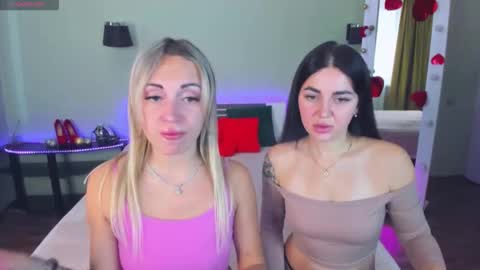 Alina online show from October 2025 08:56:02 AM