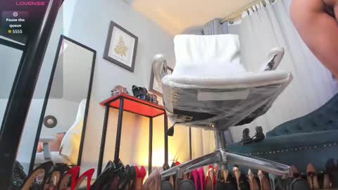 ashley_leon_ online show from November 2025 09:52:01 PM