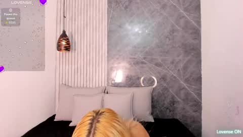 ashley_miller26 online show from May 2026 10:44:01 AM