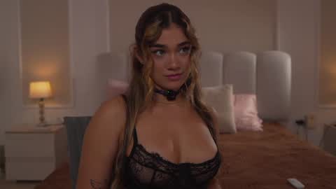  Ashley  online show from January 2026 12:15:01 AM