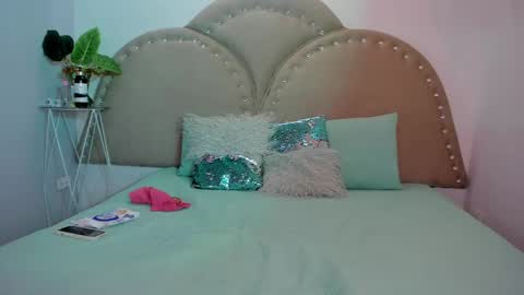 ASHLEY  online show from June 2026 01:13:01 PM