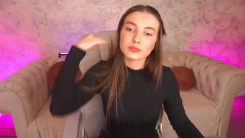 ashleybaee online show from November 2025 02:50:02 PM