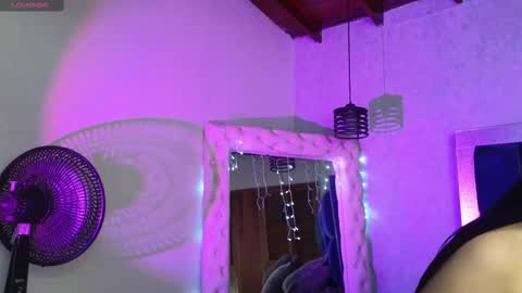 CAMILA online show from September 2025 08:45:01 PM