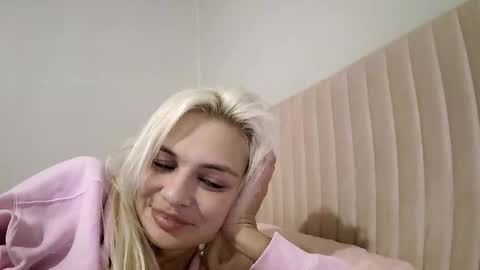 Snapshot of ashleymaddyyyy647935 chatting on April 2026 07:45:01 AM ashleymaddyyyy647935 online show from April 2026 07:45:01 AM