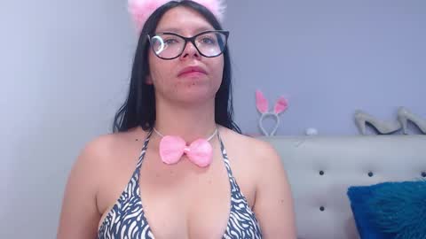 Ashley online show from October 2025 09:48:01 PM