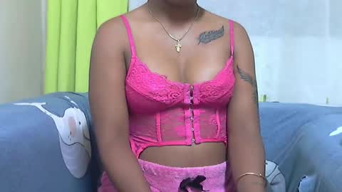 ashleyqueen X online show from October 2025 01:50:02 AM