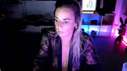 ashleyrosesweet online show from October 2025 09:04:02 PM