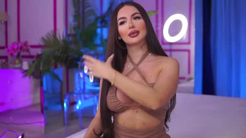Ashley online show from December 2024 05:06:02 PM