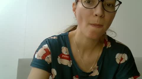 Ashley online show from January 2025 04:47:02 AM