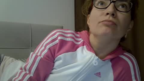 Ashley online show from November 2025 04:28:02 AM