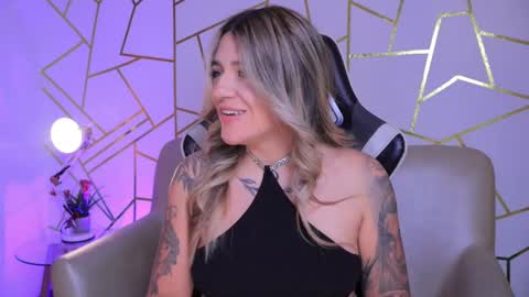 Snapshot of ashleyvalirya chatting on September 2025 04:38:02 AM Ashley Lauren online show from September 2025 04:38:02 AM