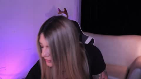 Snapshot of ashleyvalirya chatting on October 2025 04:14:01 AM Ashley Lauren online show from October 2025 04:14:01 AM