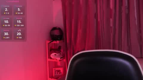 Ashley Lauren online show from December 2025 05:14:01 AM