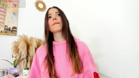 ashleywalkerr online show from October 2025 06:18:02 PM