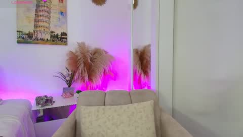 ashleywalkerr online show from November 2025 01:04:02 AM