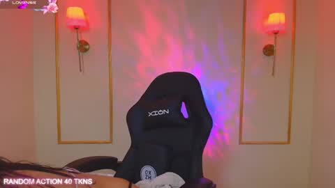 Snapshot of ashleyy__fox chatting on May 2026 03:52:02 PM Hi Im Ashley Dont forget to follow me to have me close to you online show from May 2026 03:52:02 PM