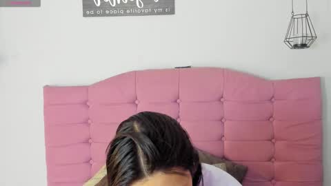 kylie online show from October 2025 01:39:02 AM